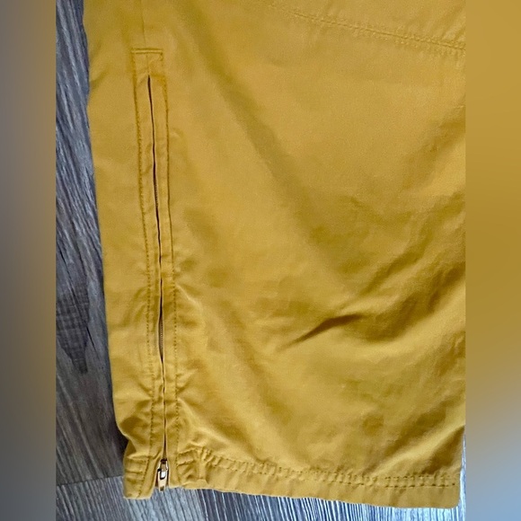Vintage Athleta Cargo Pants Mustard Yellow Gold Straight Leg size 6 - Picture 4 of 10